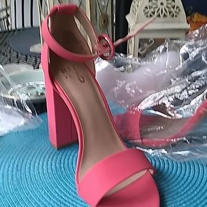 Fuchsia mix 6 sandals